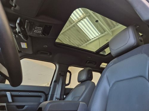 Land Rover Defender 3.0 D300 Turbo Diesel Mhev 110 X-dynamic