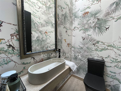 Vende Casa Impecable En Golf De Manquehue En Lo Barnechea