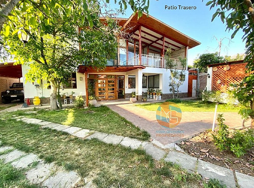 Casa En La Florida, 1000 M2 De Terreno, 350 M2 Construidos.