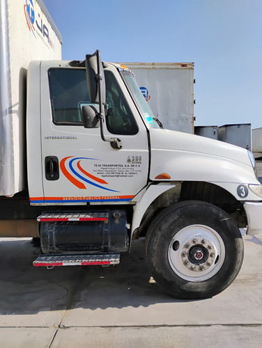 Inernational 4300 195 4x2