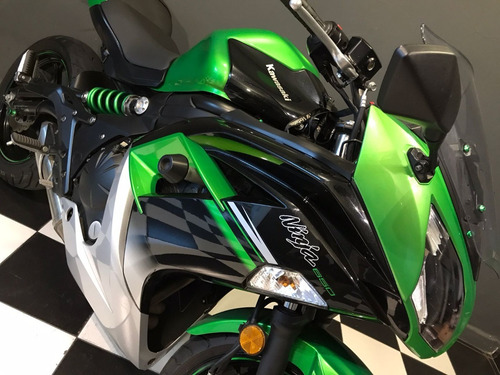 Imagen 3 de 15 de Kawasaki Ninja 650 Recibo Royal Enfield 650 Benelli Trk 502