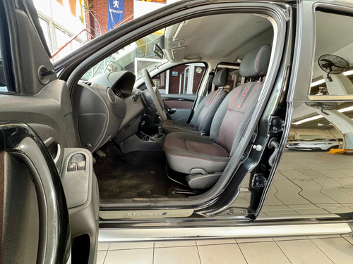 Renault Sandero Stepway 1.6 Confort 105cv