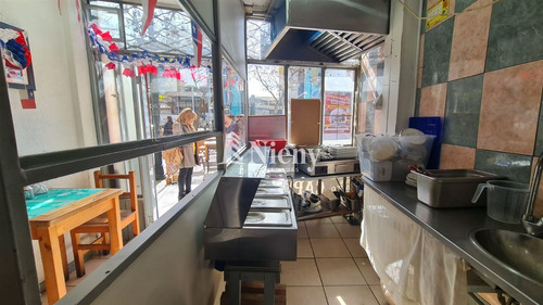 Nieny Vende Local Comercial A La Calle,sector Plaza Condell