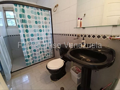 Estupenda ,amplia Y Ventilada Casa De 2 Niveles , En Venta Ubicada En La California Sur 25-17337