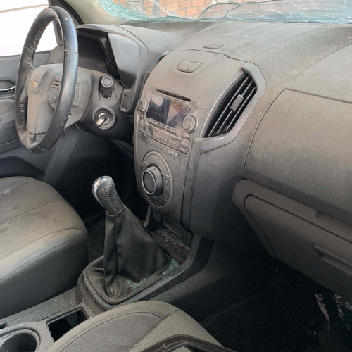 Imagem 3 de 8 de Sucata De S10 Ltz 2.4 Flex 2015 Pra Retirar Peças