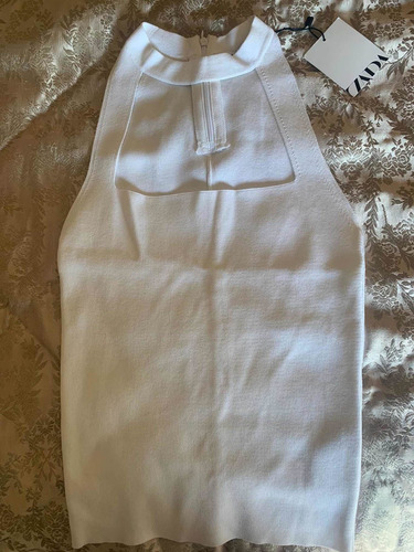 Imagen 9 de 10 de Top De Punto Zara Sin Uso A Estrenar Talle S