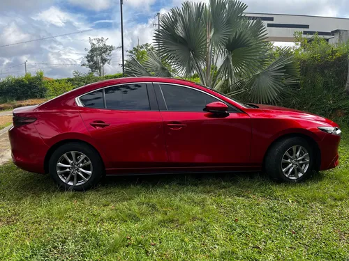 Mazda 3 2.0 Touring