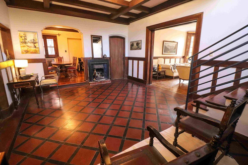 Imagen 6 de 30 de Excelente Casa En El Mejor Lugar De San Isidro