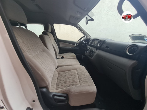 Imagen 11 de 15 de Nissan Urvan 2016