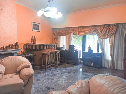 Imagen 5 de 17 de Casa En Venta De 3 Dormitorios C/ Cochera En La Tablada