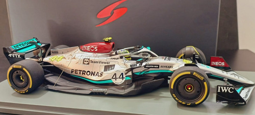 F1 Mercedes W13 Hamilton 1/18 Exclusiva Spark Minichamps Prateado