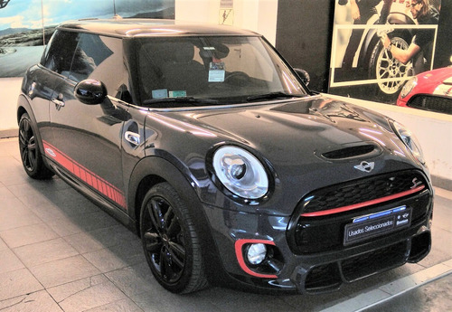Imagen 2 de 7 de Mini Cooper S 2.0 F56 Look Jcw 192cv