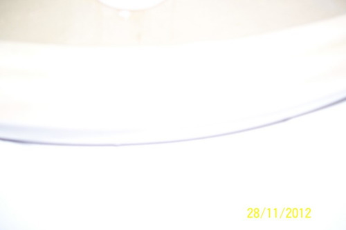 Imagen 3 de 6 de Mochila Inodoro Rimonti Color Crema C Detalle