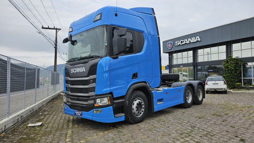 Scania R 450 A6x2 2022/2023