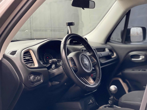 Imagen 3 de 10 de Jeep Renegade 2019 1.8 Sport