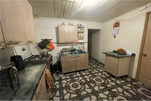 Casa En Pasaje Tanqui, Comuna De San Joaquín