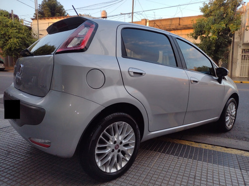 Imagen 6 de 10 de Fiat Punto 2013 Como Nuevo !!!!