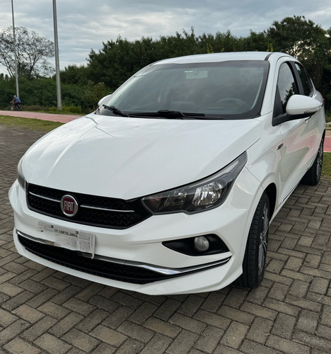 Fiat Cronos 1.8 Precision 16v Flex Aut. 4p