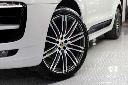 Porsche Macan 3.7 Turbo At