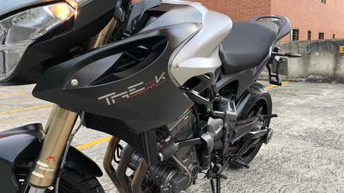 Benelli Trekk 899