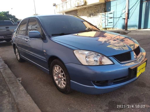 Imagen 2 de 10 de Mitsubishi Lancer Touring 2012