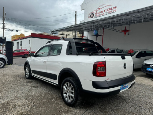 Volkswagen Saveiro 1.6 16v Cross Cab. Dupla Total Flex 2p