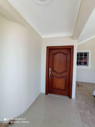 Vende Está Hermosa Vivienda De 1 Nivel Ubicada En Gurabo Con
