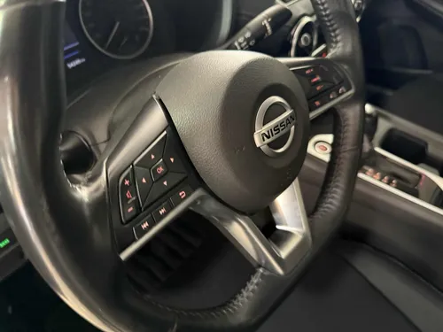 Nissan Sentra 2.0 Advance Cvt