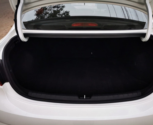 Imagen 12 de 13 de Kia Rio Sedan Lx 2020
