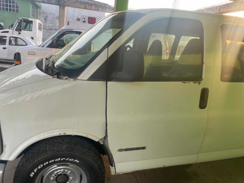 Imagen 12 de 12 de Chevrolet Express 15 Pasajeros