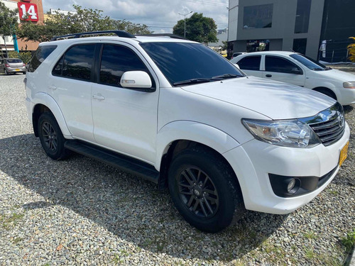Toyota Fortuner 2014 2.7l 4x2
