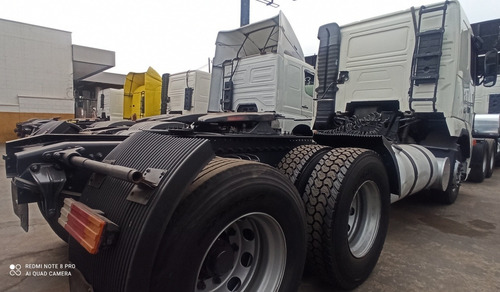Imagem 4 de 12 de Volvo Fh 380 6x2