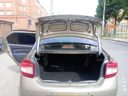 Renault Logan 1.6 Privilege