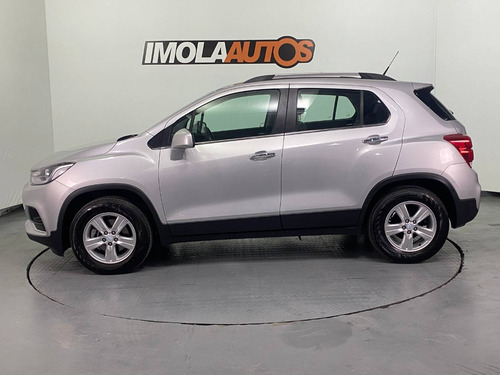 Imagen 4 de 15 de Chevrolet Tracker 1.8 Ltz 4x2 Premier L17 2019-imolaautos