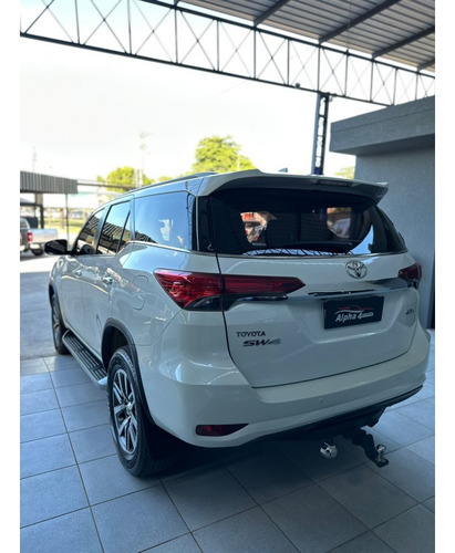 Toyota Hilux SW4 2.8 SRX 4X4 16V TURBO INTERCOOLER DIESEL 4P AUTOMÁTICO