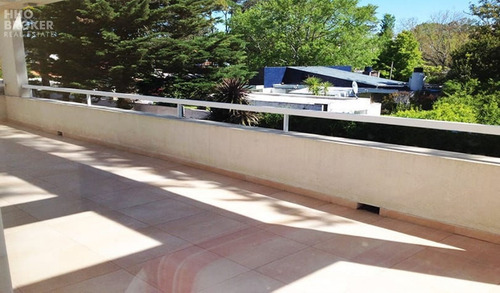 Increíble Casa En Venta Barrio Privado Boulevard Park - Punta Del Este- Ref: 87