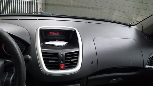 Peugeot Hoggar 1.6 16v Escapade Flex 2p 2011