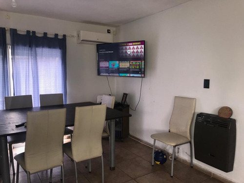 Imagen 3 de 8 de Casa En Venta - 2 Dormitorios - Alta Gracia