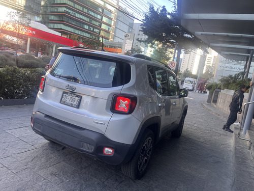 Jeep Renegade 1.8 Latitude 4x2 At