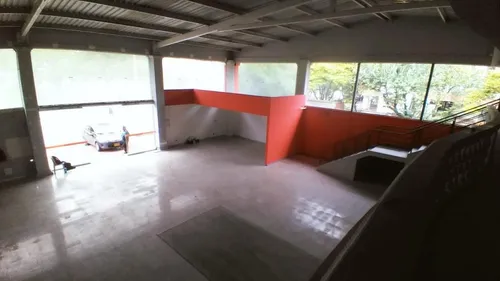 Local En Arriendo En Prados Del Norte. Cod A10819