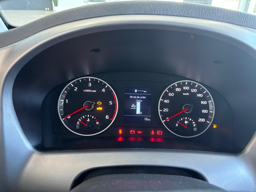 Kia Bongo 2.5 k2500 4x4 3 lugares Com Ar condicionado