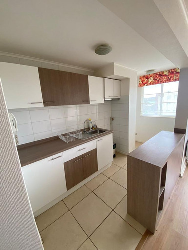 Vendo Amplio Depto. Condominio Cerrado, Acceso Controlado.