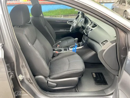 Nissan Sentra 1.8 B17 Fl Sr