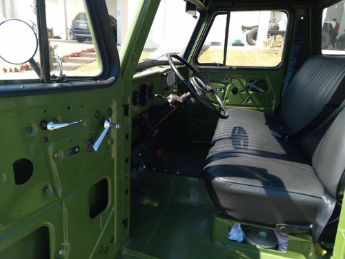 Imagem 3 de 4 de Ford F-75 4x2 - 1978 - Restaurada