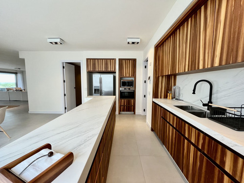 Apartamento En Venta En Manantiales Sobre La Playa (ref: Bpv-8058)