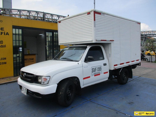 Furgon Toyota Hilux 4x2 2600cc Mt Aa