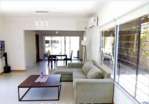Imagen 1 de 9 de Casa - Benavidez