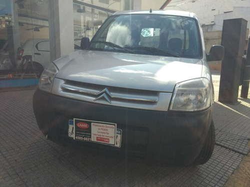 Imagen 2 de 12 de Citroën Berlingo 2018 1.6 Hdi 92 Bussines 2018