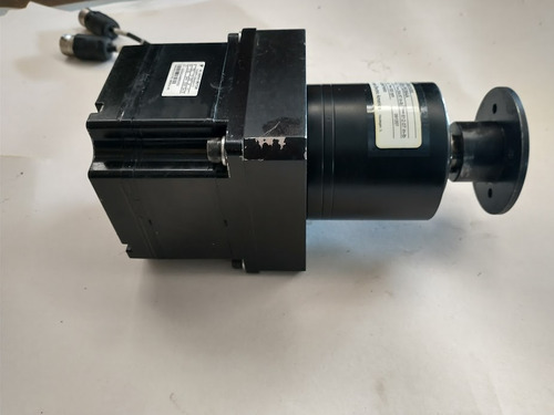 Yaskawa Servo Motor 750w Sg10sa-pe08a1 (Usado)