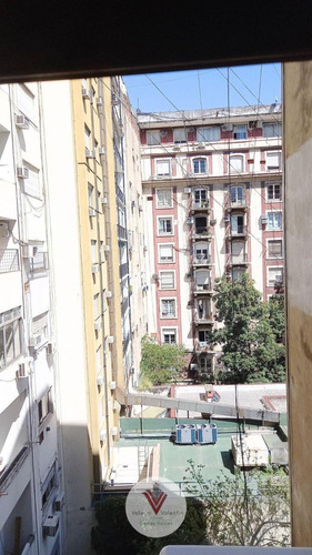 Hermoso Monoambiente En Venta | Ubicado Sobre Arenales | Excelente Ubicacion